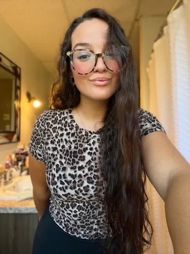 CATHERINE CLOUTIER 🍑