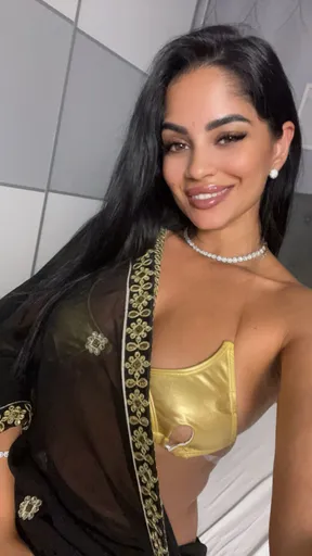 Adelle 🔞 TOP%9 🔞