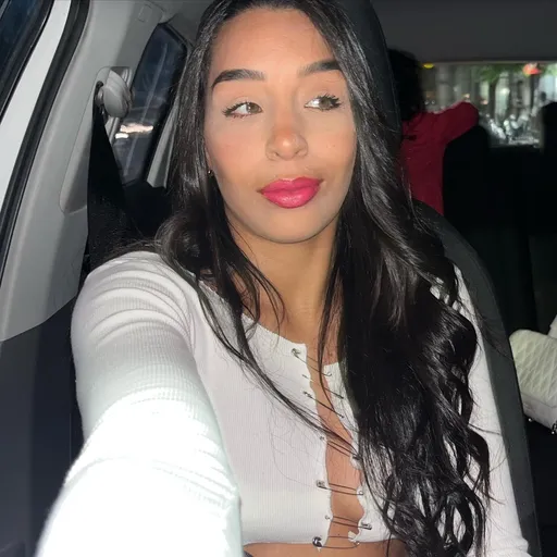 Adriana ♡