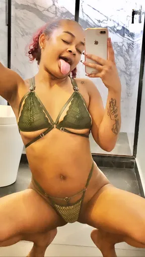 Aleja_ebony