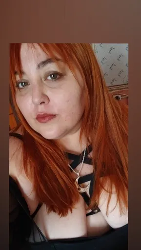 QUEEN ALLYSON 👑 🧡