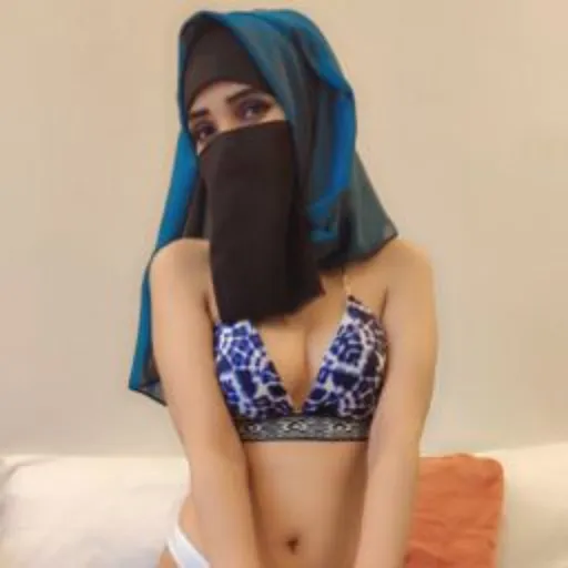 Amira Hadi🧕🏽🇺🇸 18, shy & virgin🙊💕