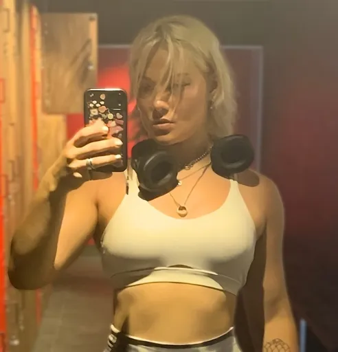 Ana J fit 😈 your fitgirl