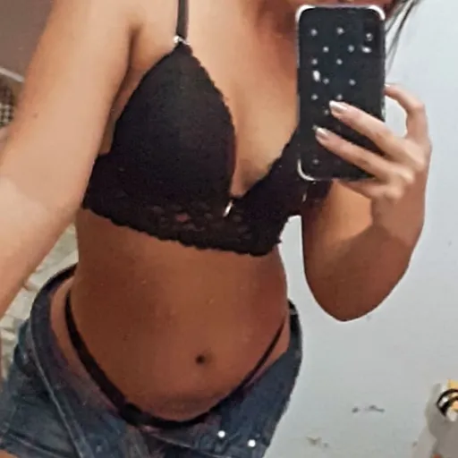 Angie Queen