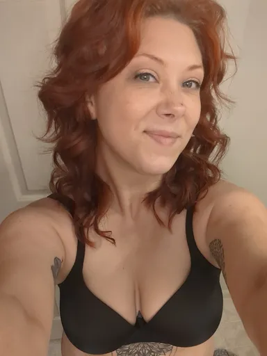 Anika Lovely