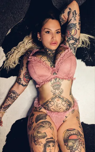 Annie Cash