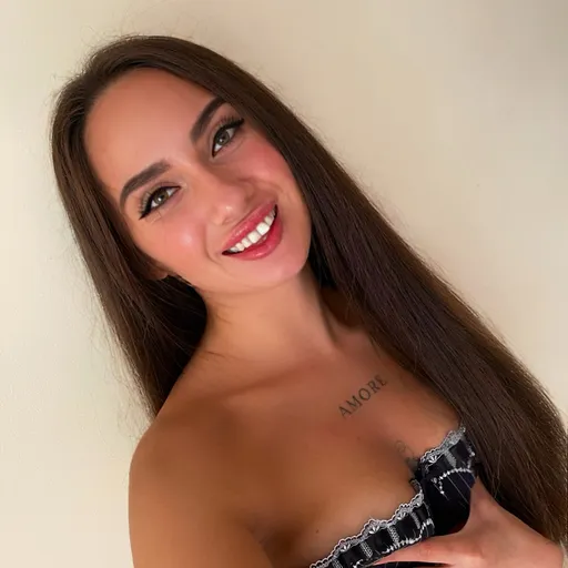 Annika🤍