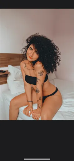 Aquela La