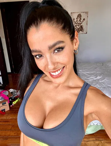 Ashy De Luca