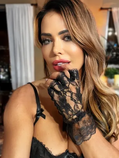Avita’s uncensored content 😈😇