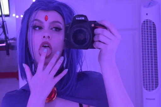 Cam