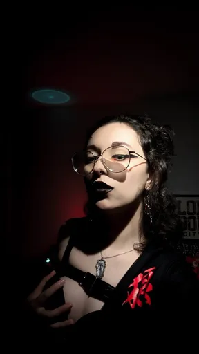 Lal 🖤🌙