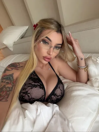 𝗕𝗮𝗿𝗯𝗶𝗲💗Sexy Cheerleader