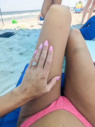 Beachy MILF