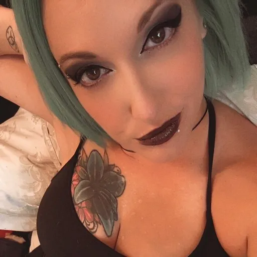 BellaPhoenixDior