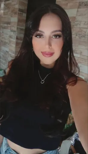 Bevelly Maria