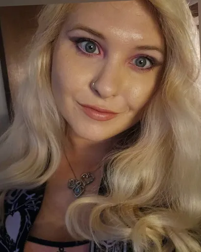 Bigbootybrat92