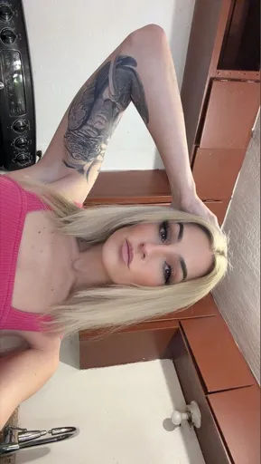 blondehotbaby