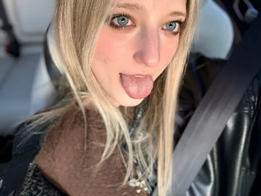 blondepeachess