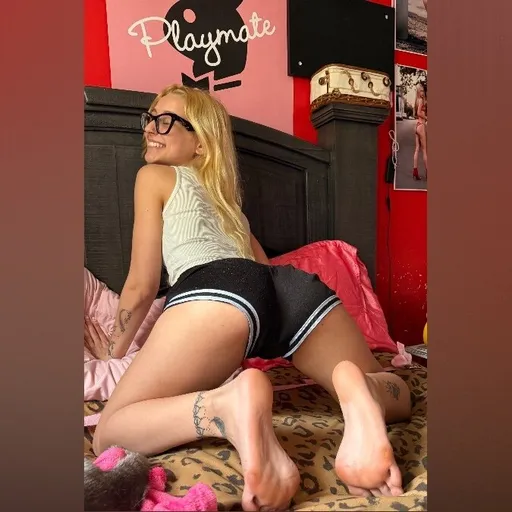 BlondePlayBoyBunny