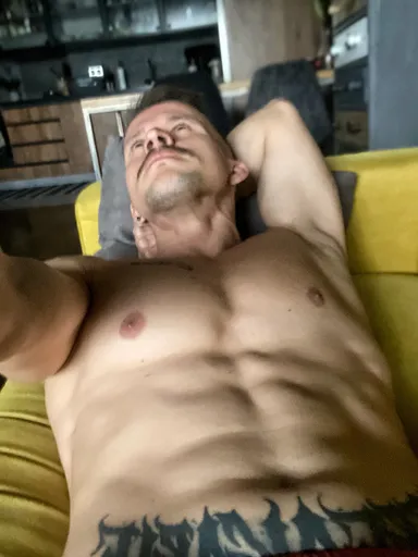 Blondfitlover