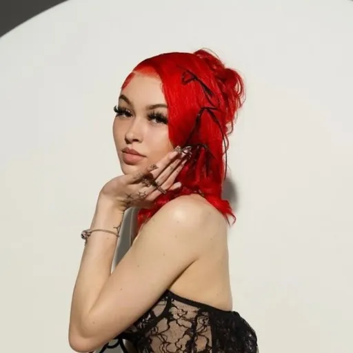 Mia