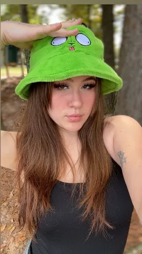 V 🎀