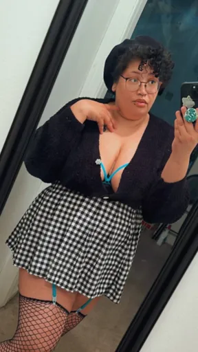 Busty Sundae