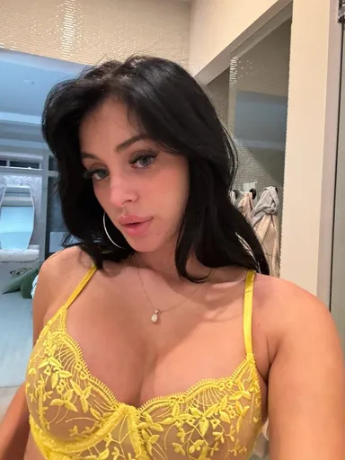 Camilla Araujo