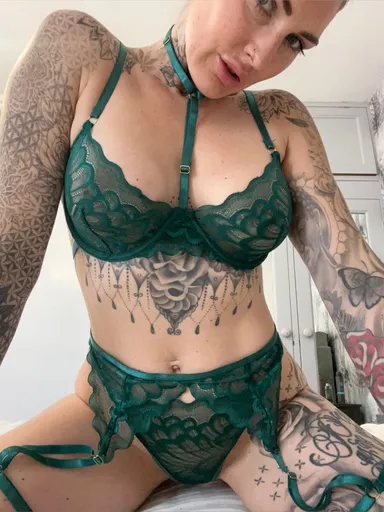 Carmendivine