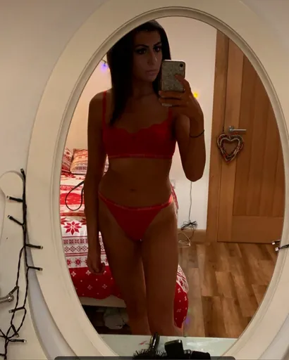 sexy charlotte at your service 🍆😈