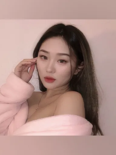 K-Pop Idol Cherrie