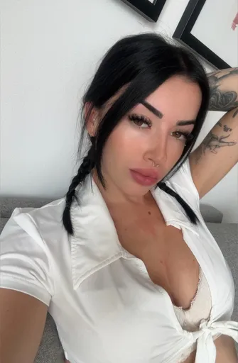 Baby cherry 🍒