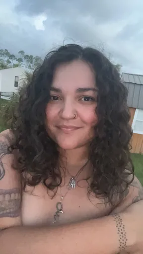 Ci