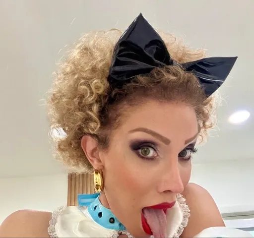 Cindytoomuch
