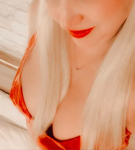 Clea Luxe
