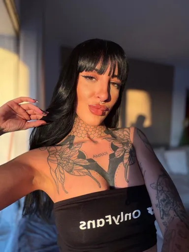 Cleo Álvarez