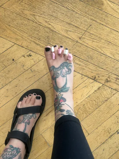 Foot Freaks