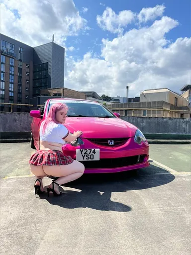 Curvycargal