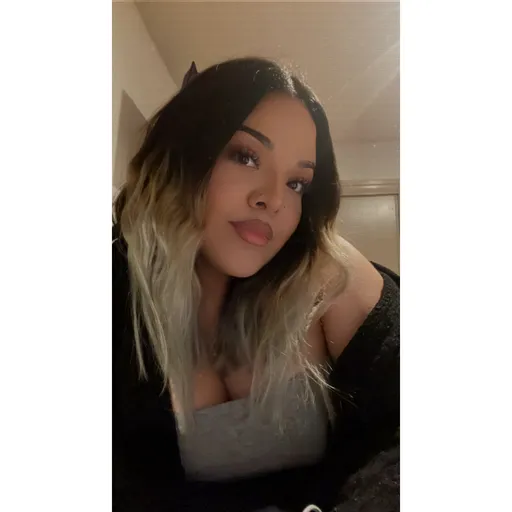 Dee🔥