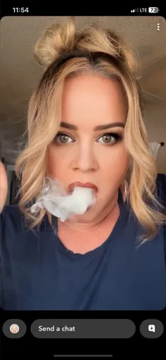 Smoking Dee
