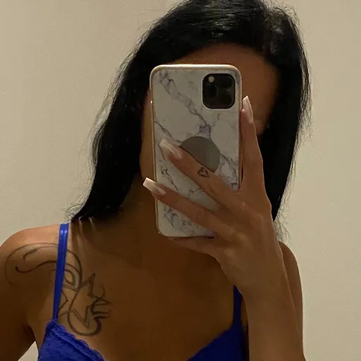 DirtyCora 💎 I'm a dirty student 🎓🤬