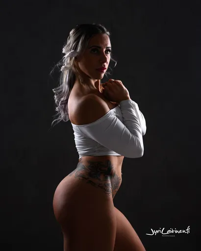 DominaQueen