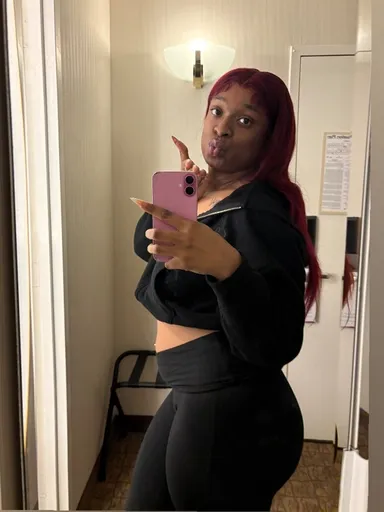 ebby 🤫
