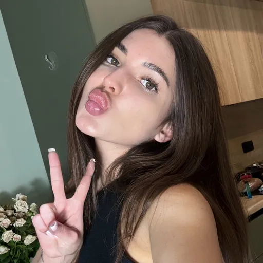 💖 Elisa Angel