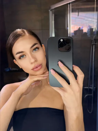 Emily💎