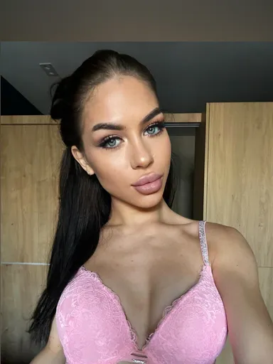 Emily💎