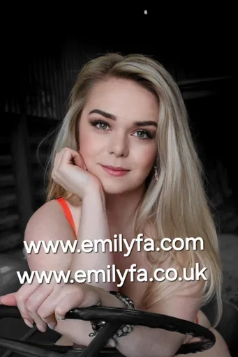 Emily FA Country Girl Yorkshire Fan Page