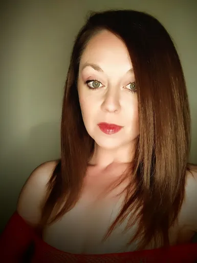 Emma Elegant