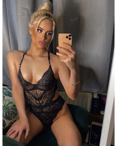 Esme rose